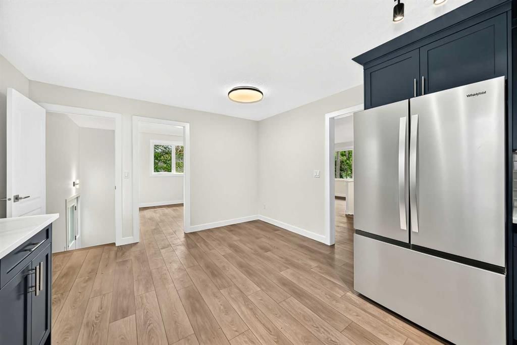 4016 37 Street NW, Calgary — photo 5 of 26