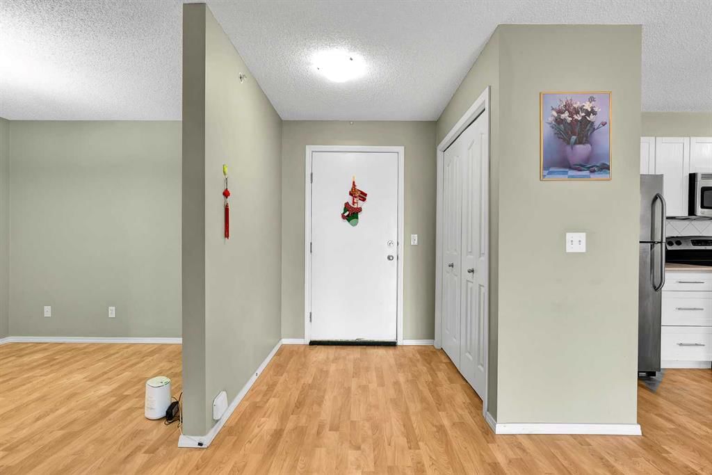 4308, 16969 24 Street SW, Calgary — photo 3 of 27
