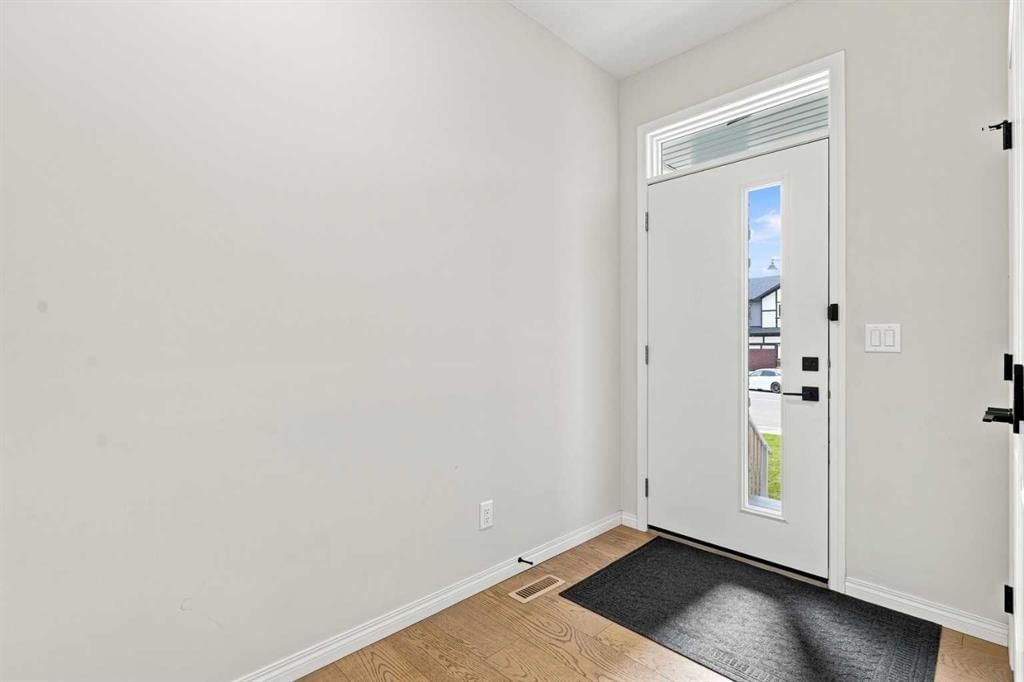 108 Homestead Close NE, Calgary — photo 2 of 50