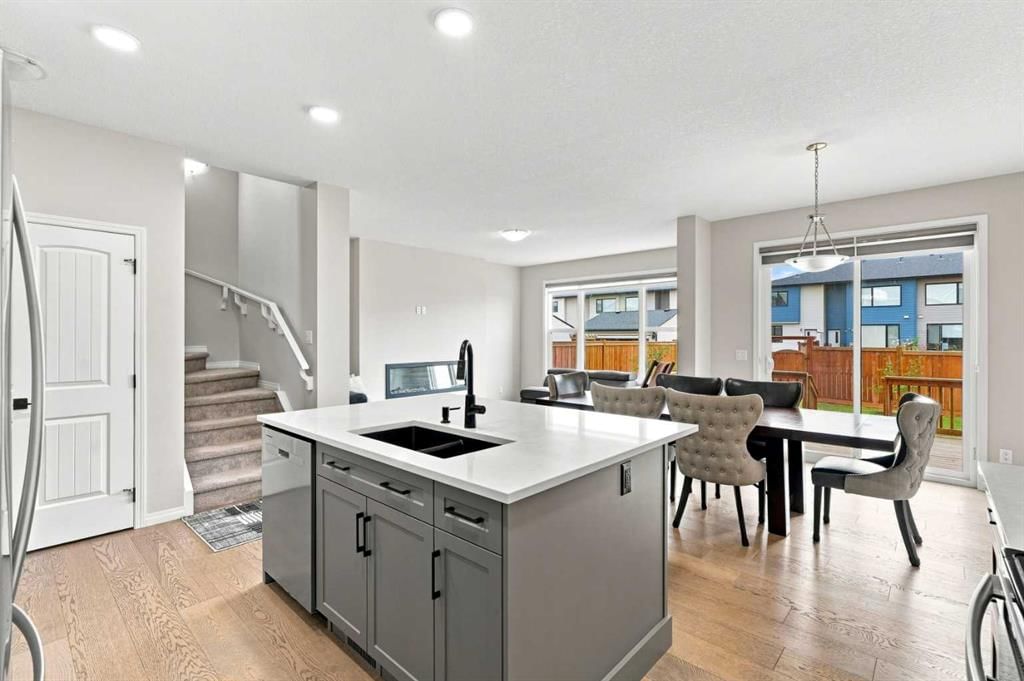 108 Homestead Close NE, Calgary — photo 5 of 50