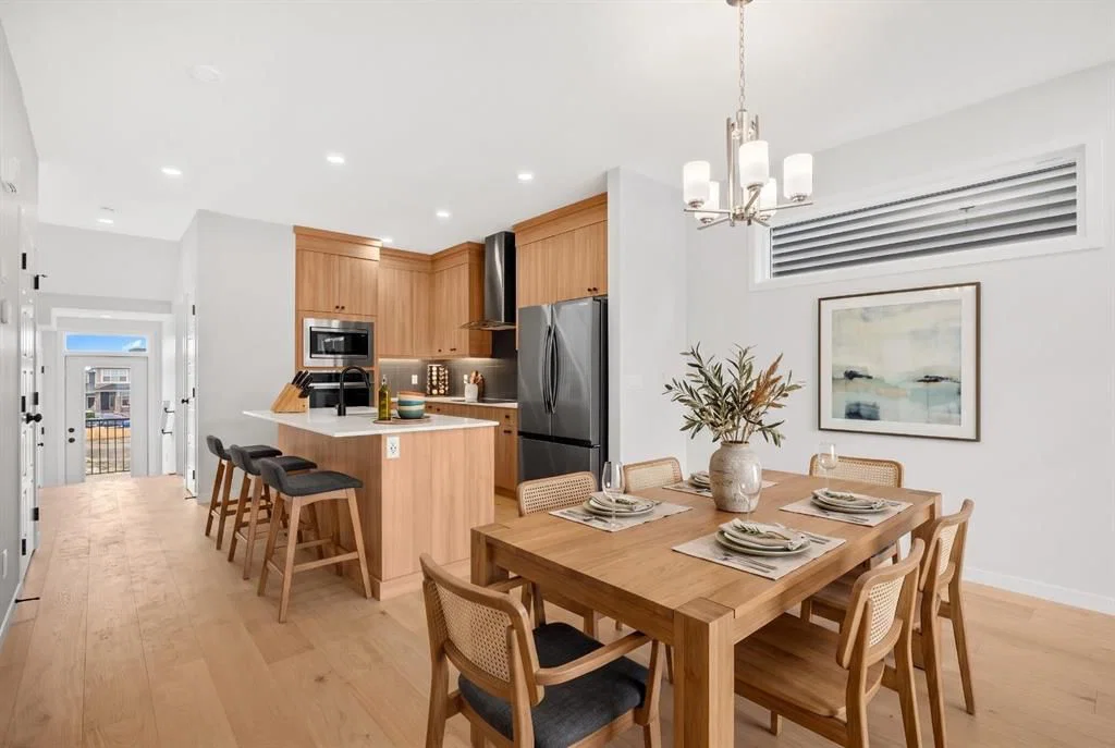 109 Creekview Manor SW, Calgary — photo 2 of 50