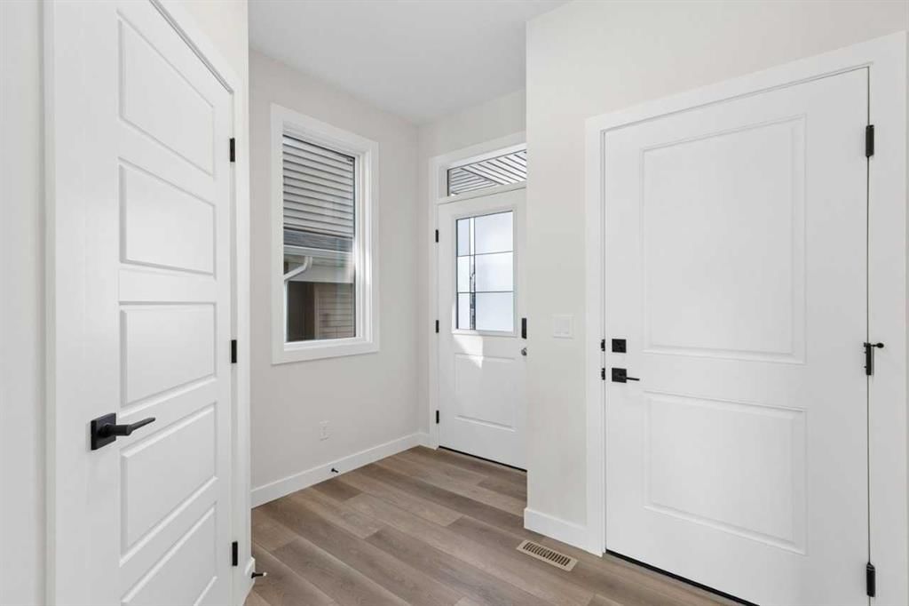 52 Southborough Common, Cochrane — photo 4 of 31