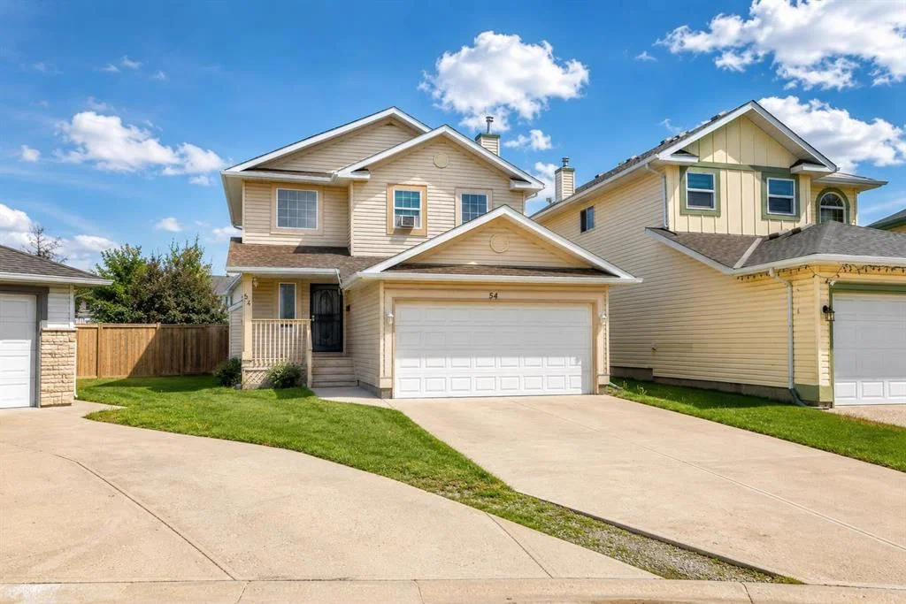 54 Coral Springs Court NE, Calgary — main listing photo