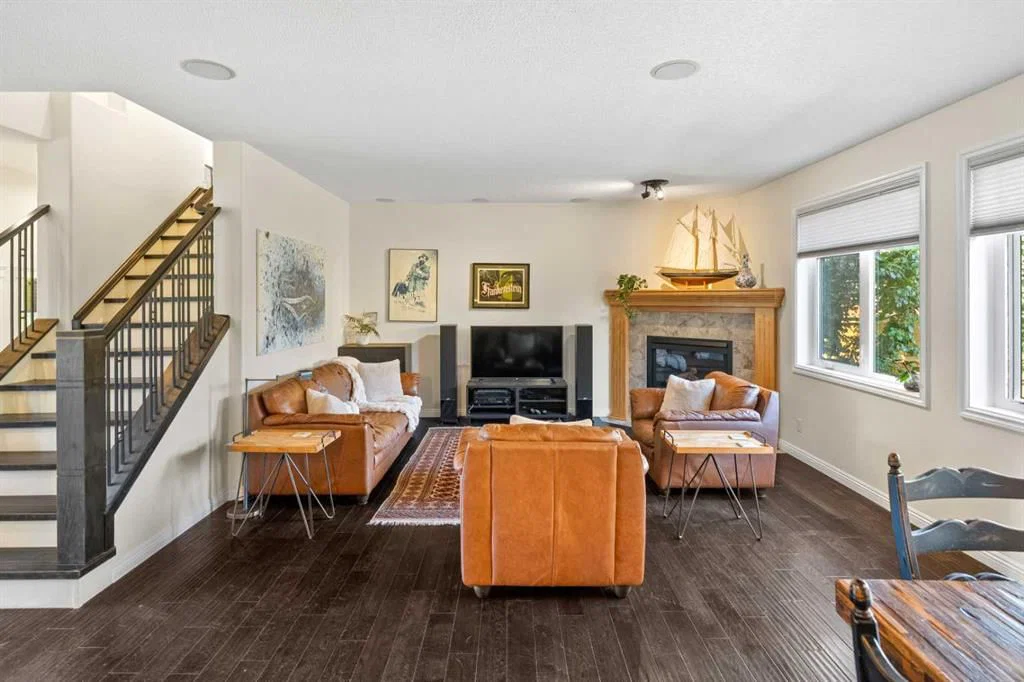 123 Prestwick Manor SE, Calgary — photo 4 of 50