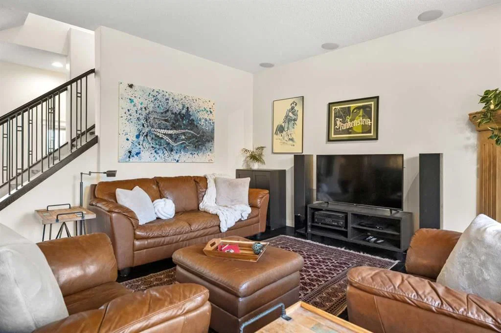 123 Prestwick Manor SE, Calgary — photo 5 of 50