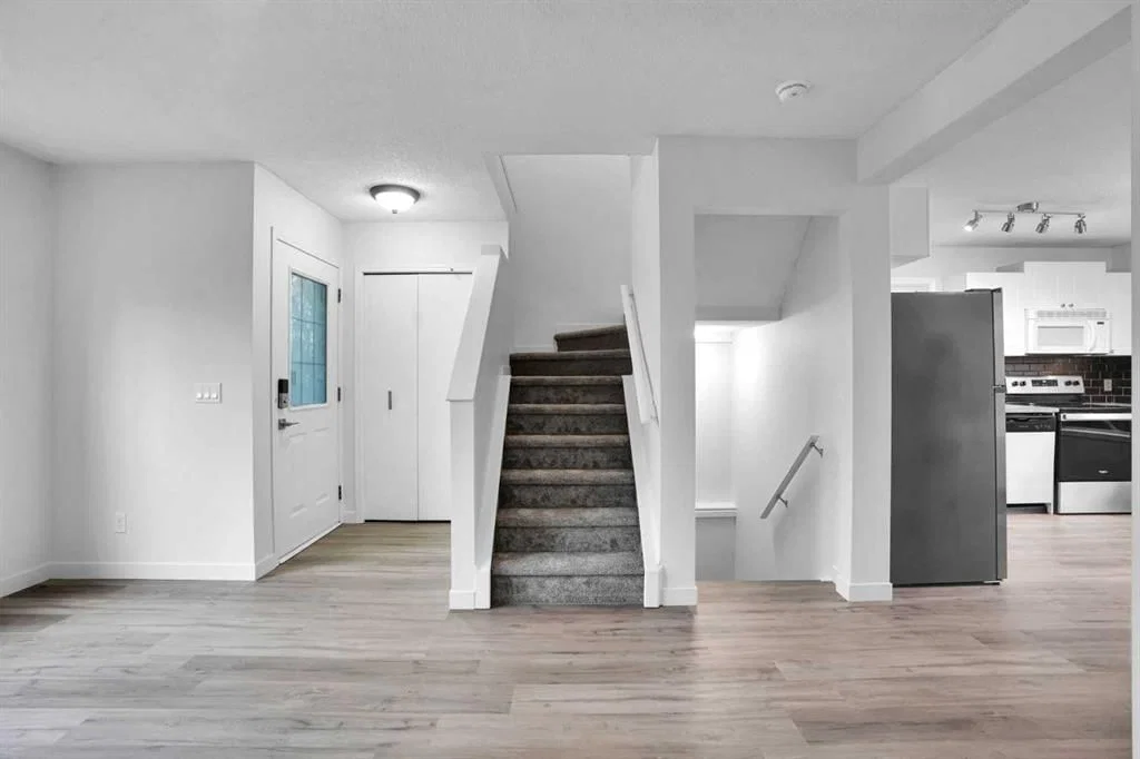 145 Bridleglen Road SW, Calgary — photo 4 of 45