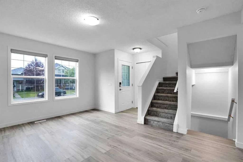 145 Bridleglen Road SW, Calgary — photo 5 of 45