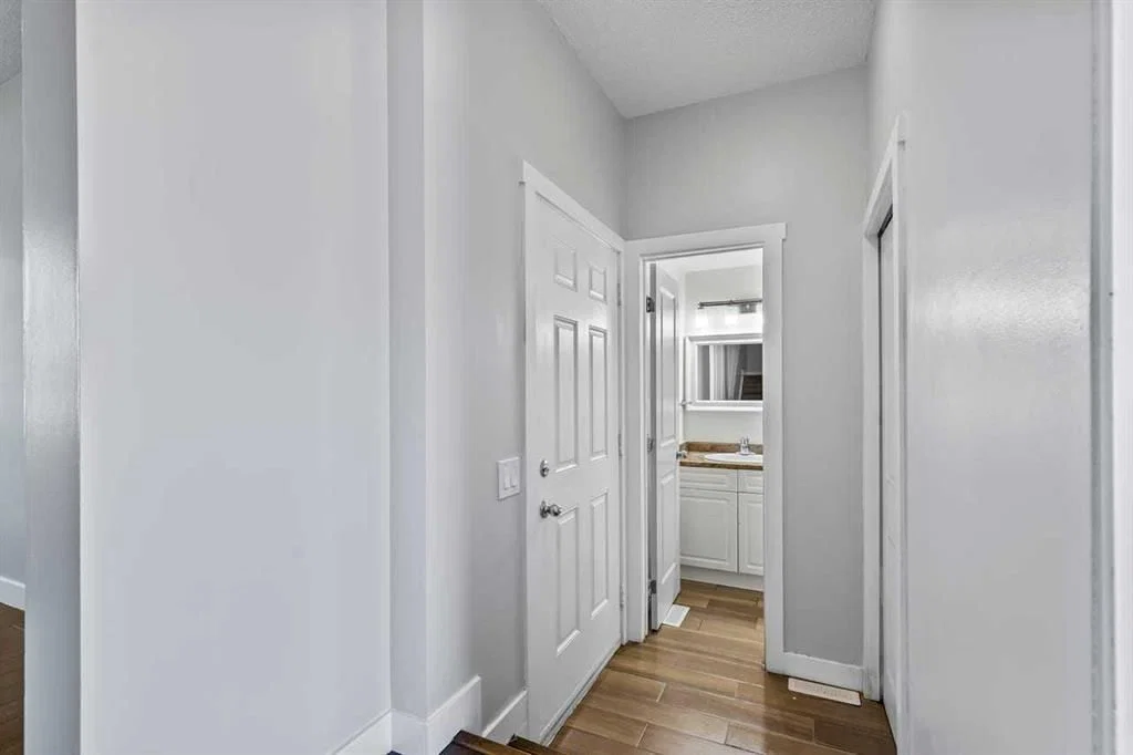 767 Whitehill Way NE, Calgary — photo 2 of 40