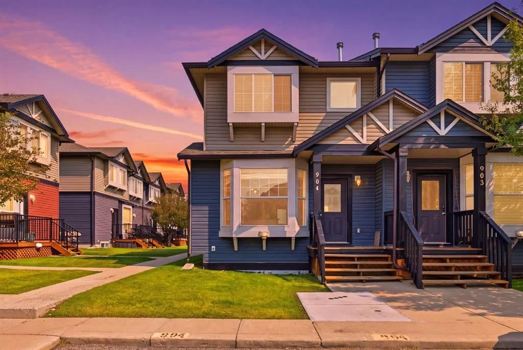 904, 2066 Luxstone Boulevard SW, Calgary — row/townhouse for sale