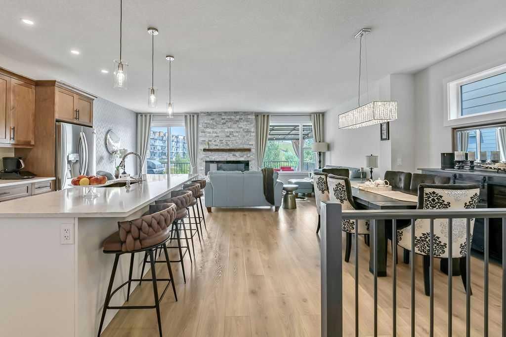 100 Cranbrook Gardens SE, Calgary — photo 5 of 46