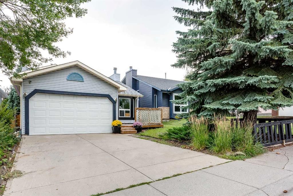 127 Shawinigan Drive SW, Calgary — photo 3 of 29