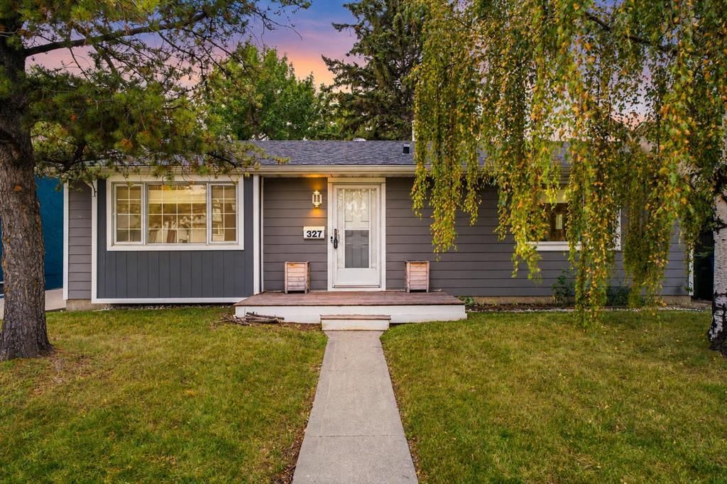 327 Lynnview Way SE, Calgary — main listing photo