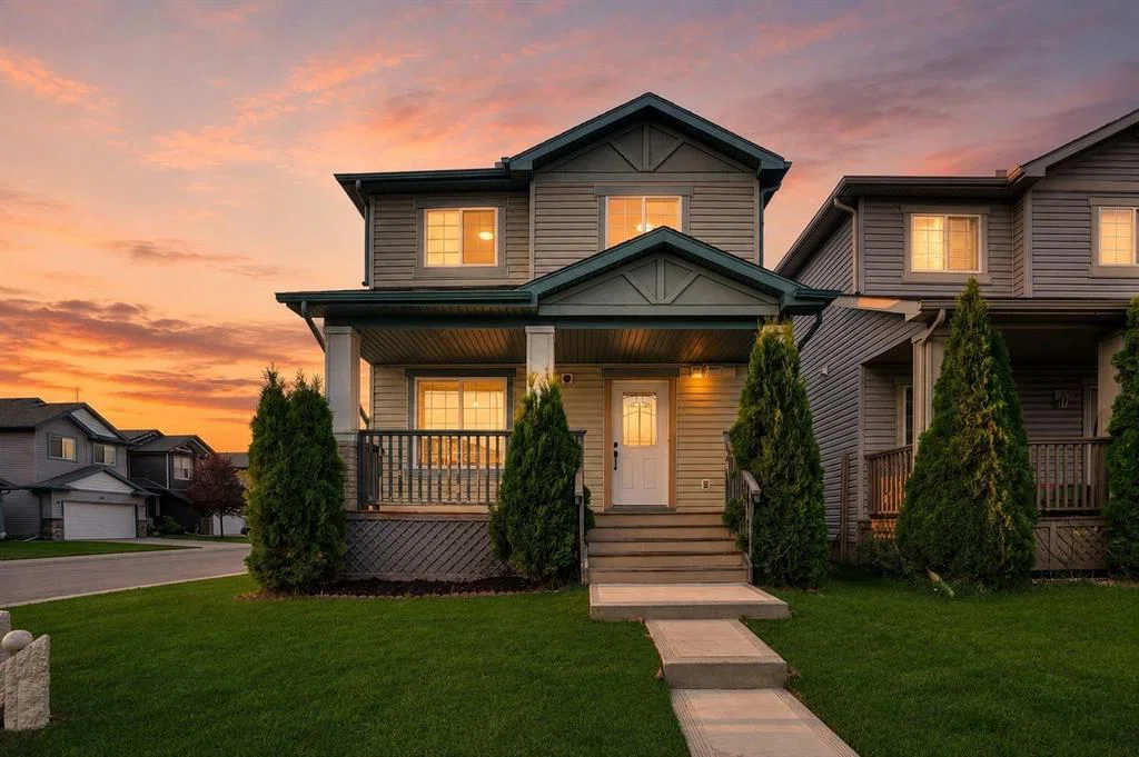 78 Saddlecrest Place NE, Calgary — main listing photo