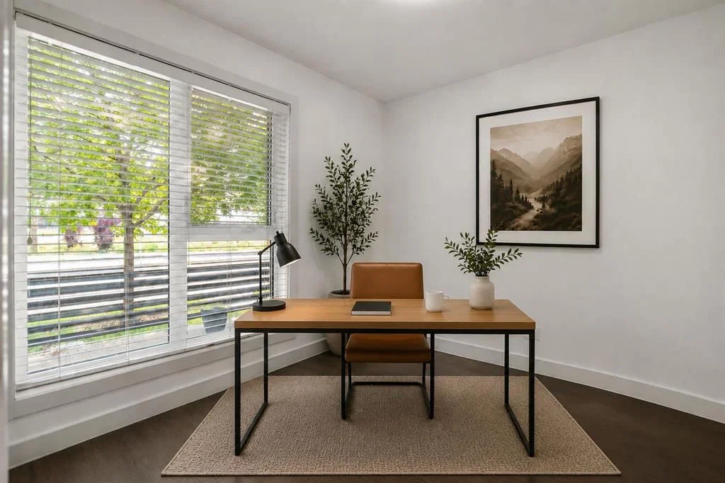 3529 69 Street NW, Calgary — photo 5 of 33