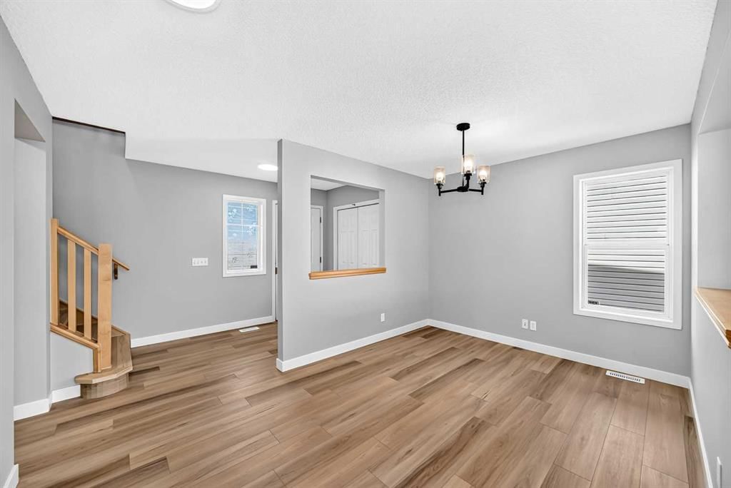 94 Panamount Rise NW, Calgary — photo 4 of 46