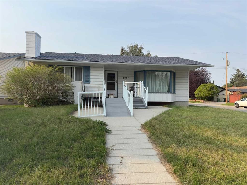 5004 Valiant Drive NW, Calgary — photo 2 of 3