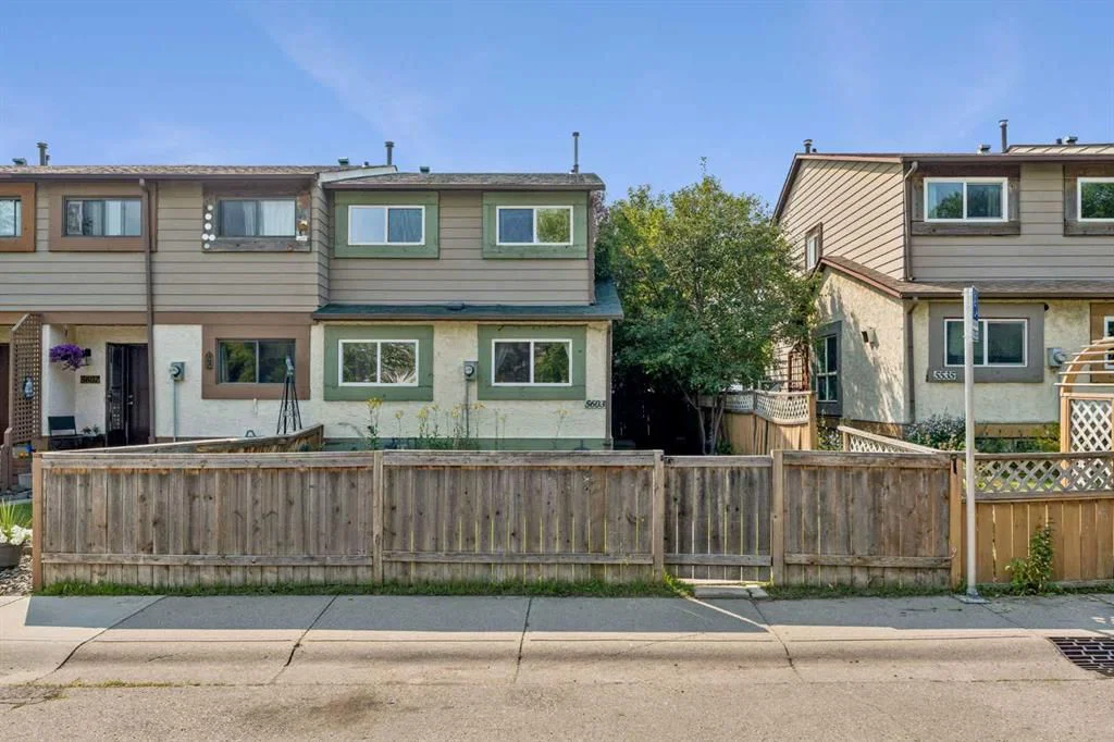 5603 1 Avenue SE, Calgary — photo 2 of 25