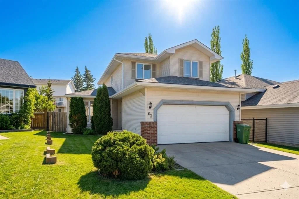 63 Hawkmount Green NW, Calgary — main listing photo