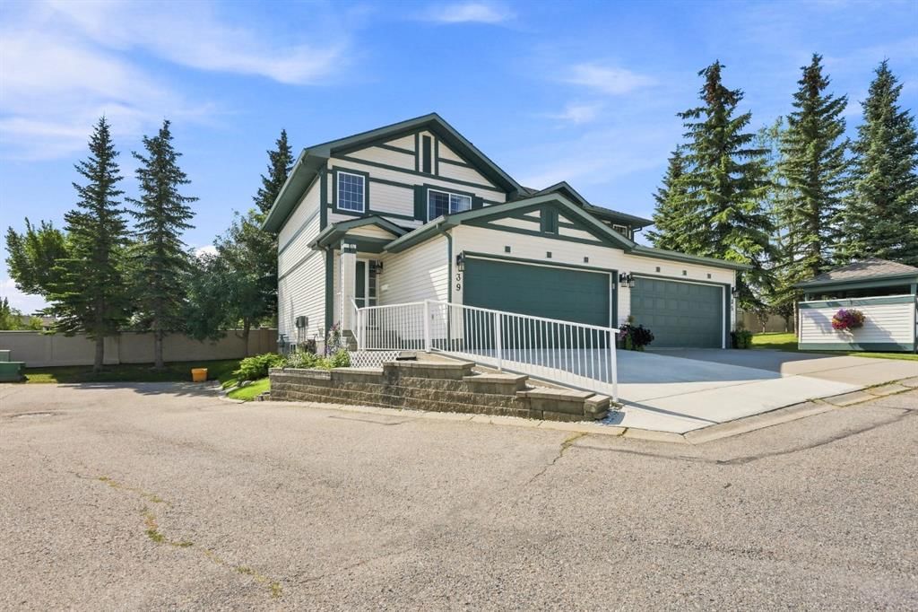 39, 10 Tuscany Valley View NW, Calgary — photo 2 of 41