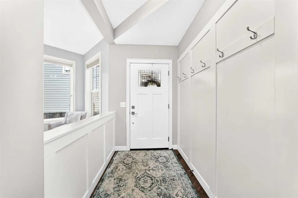 23 Everoak Bay SW, Calgary — photo 3 of 50