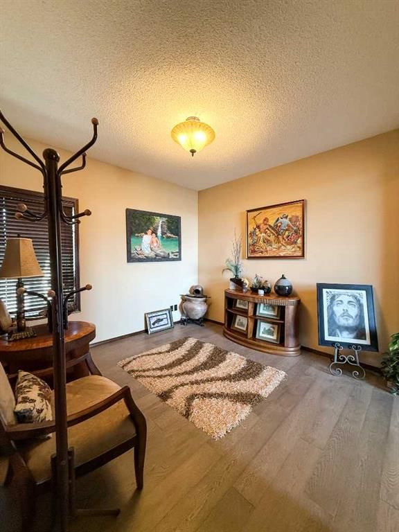 128 Chaparral Valley Drive SE, Calgary — photo 3 of 26