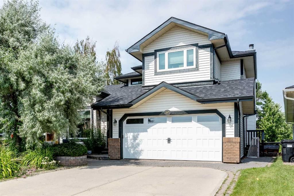 337 Sandringham Court NW, Calgary — photo 2 of 50