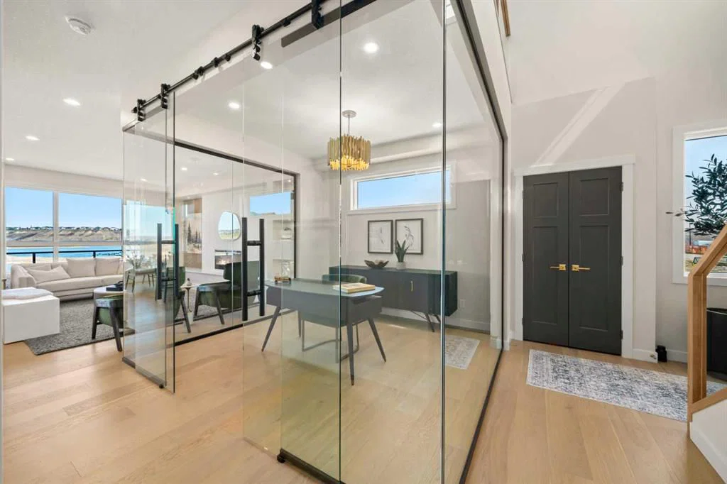 137 Wolf Hollow Villas SE, Calgary — photo 4 of 50