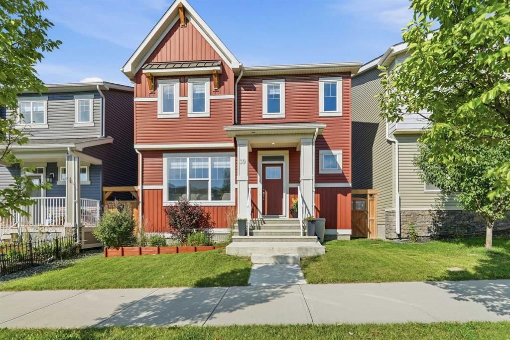 39 lucas Boulevard NW, Calgary — photo 2 of 40