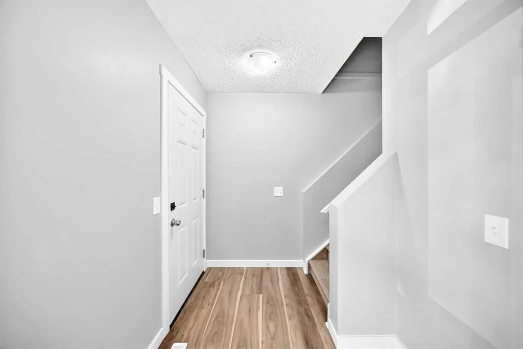 77 Martinbrook Road NE, Calgary — photo 3 of 48