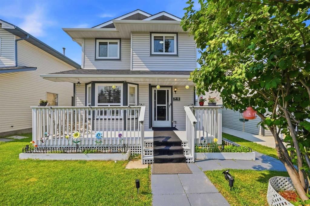 9 Martindale Crescent NE, Calgary — main listing photo