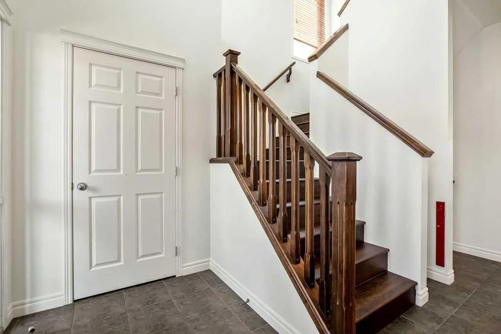 134 Prestwick Terrace SE, Calgary — photo 4 of 49