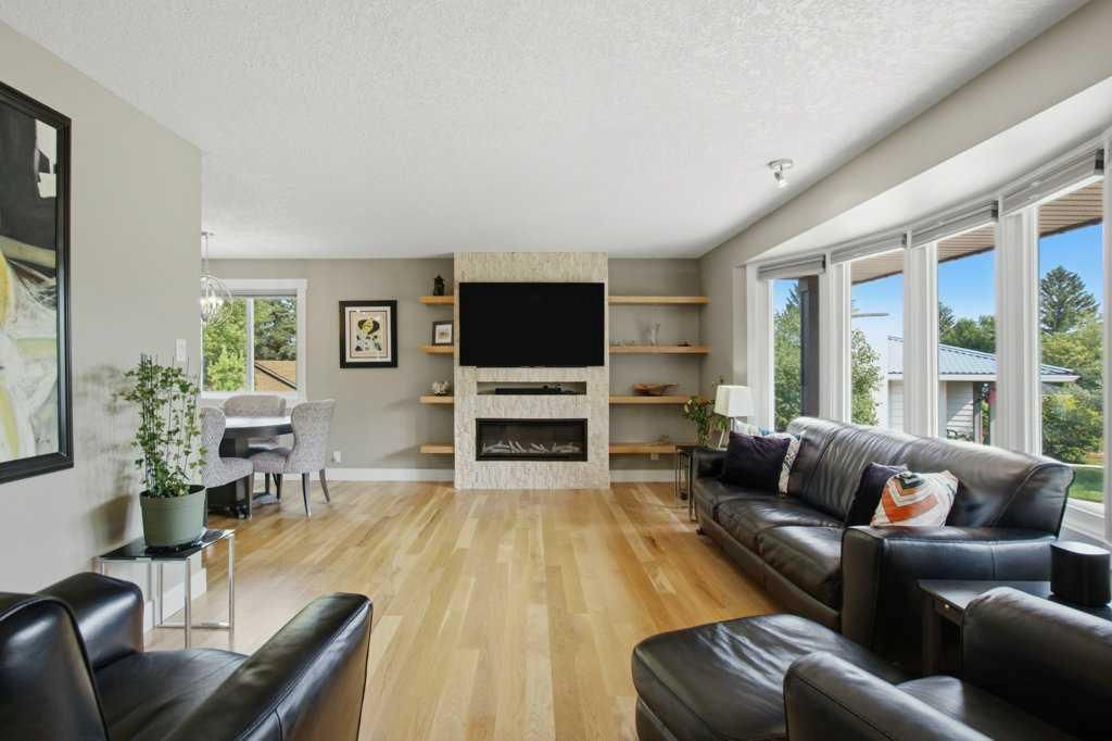 736 Canfield Place SW, Calgary — photo 3 of 47