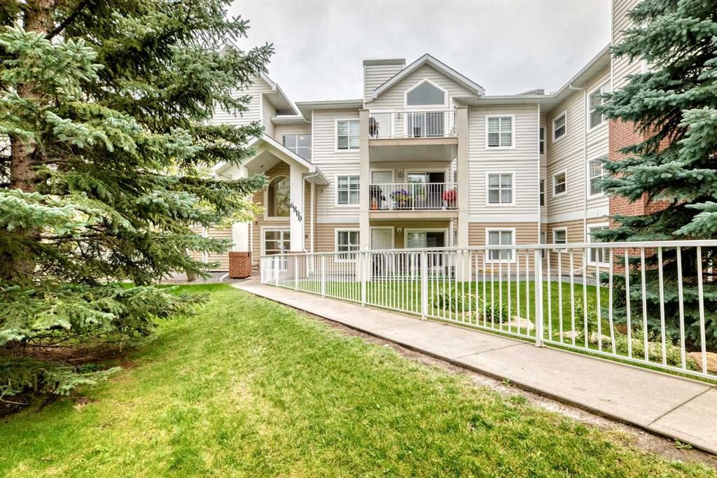 317, 6800 Hunterview Drive NW, Calgary — main listing photo