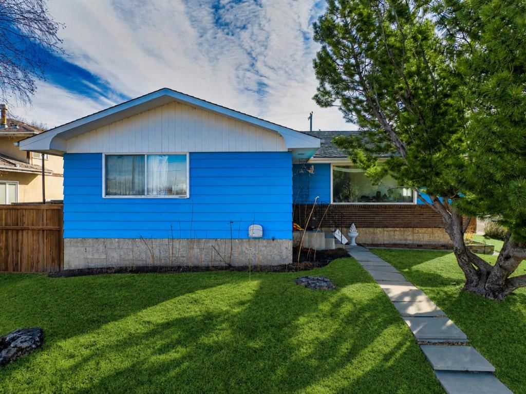 5424 37 Street SW, Calgary — photo 4 of 8