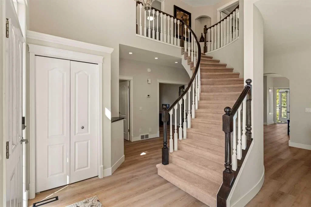12 Mt Norquay Gate SE, Calgary — photo 3 of 46