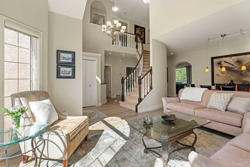 12 Mt Norquay Gate SE, Calgary — photo 4 of 46
