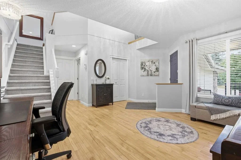 182 Kincora Park NW, Calgary — photo 4 of 47