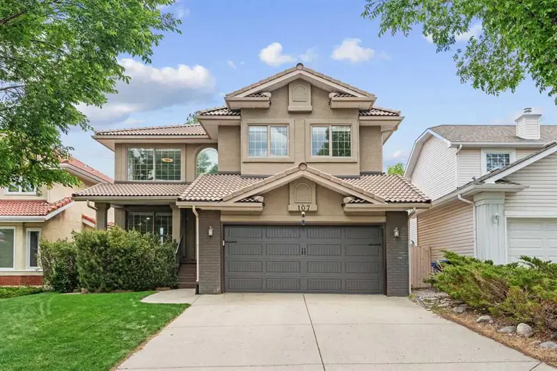 107 Edgebrook Circle NW, Calgary — detached for sale