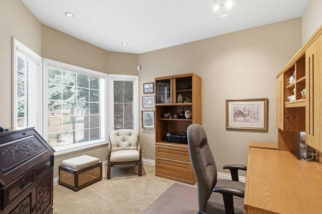 60 Prominence Point SW, Calgary — photo 3 of 31