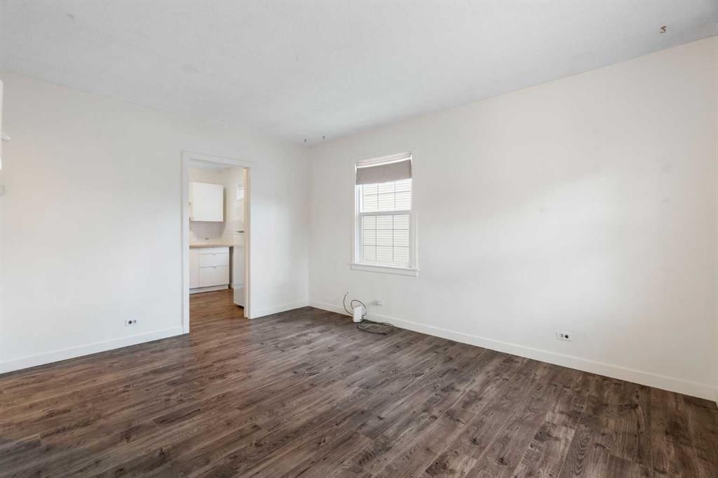 506 19 Street NW, Calgary — photo 5 of 36