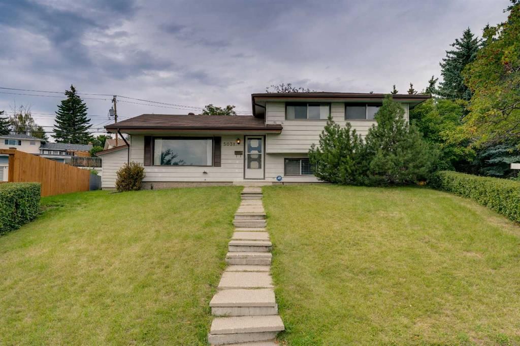 5031 Newcombe Place NW, Calgary — photo 2 of 39