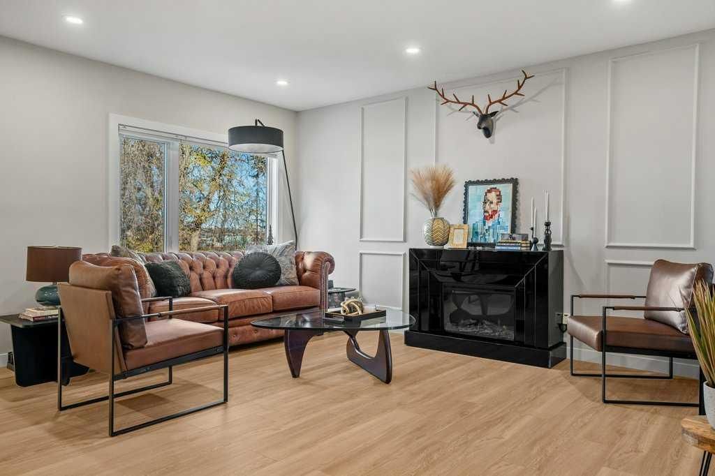 2316 State Road SW, Calgary — photo 5 of 47