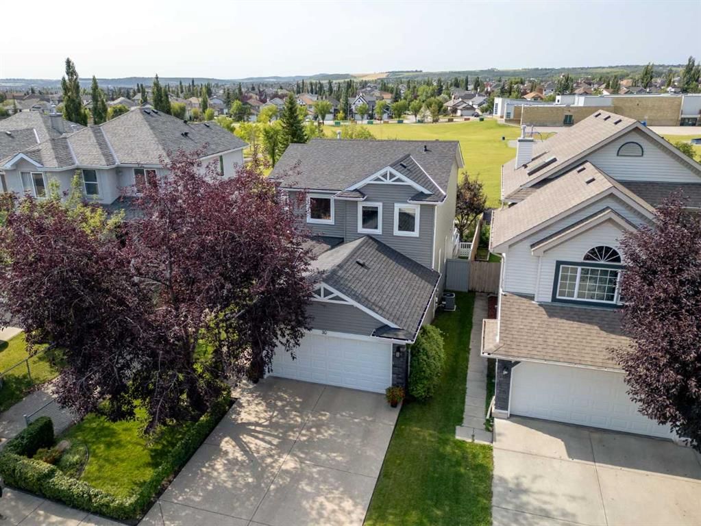 30 Somerset Court SW, Calgary — photo 2 of 49