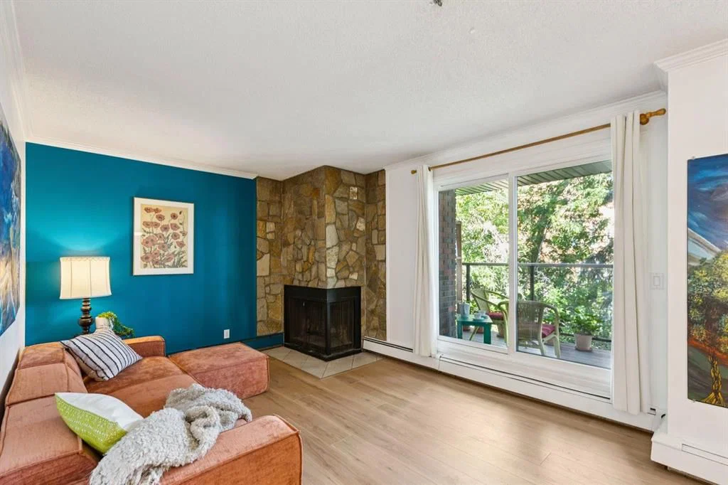 404, 354 2 Avenue NE, Calgary — main listing photo