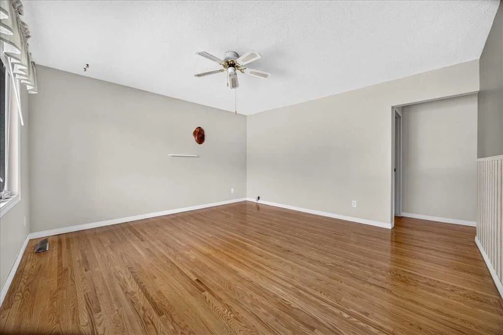 1060 Motherwell Road NE, Calgary — photo 5 of 44