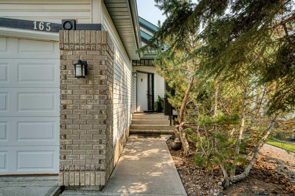165 Douglasview Rise SE, Calgary — photo 2 of 45
