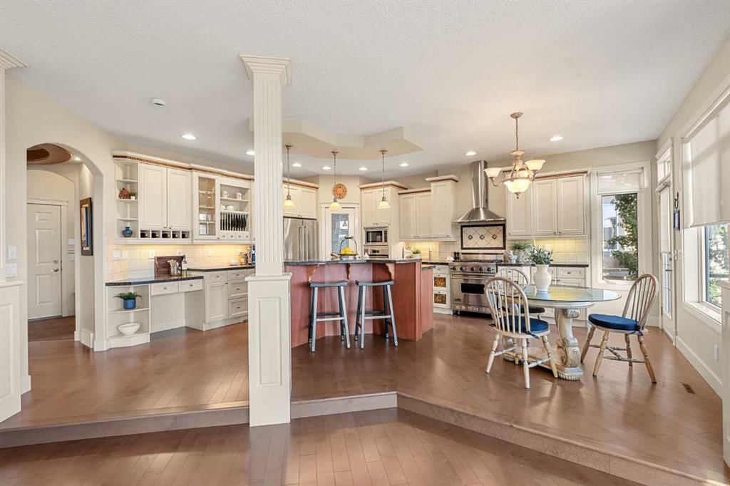 51 Discovery Ridge Mount SW, Calgary — photo 4 of 50