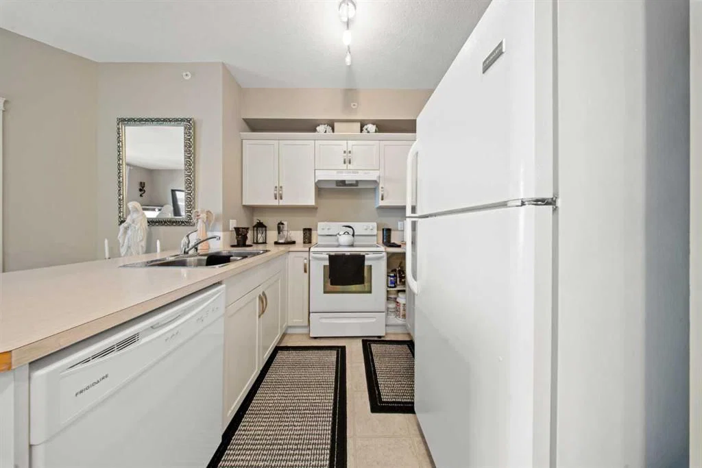 408, 102 Cranberry Park SE, Calgary — photo 4 of 27