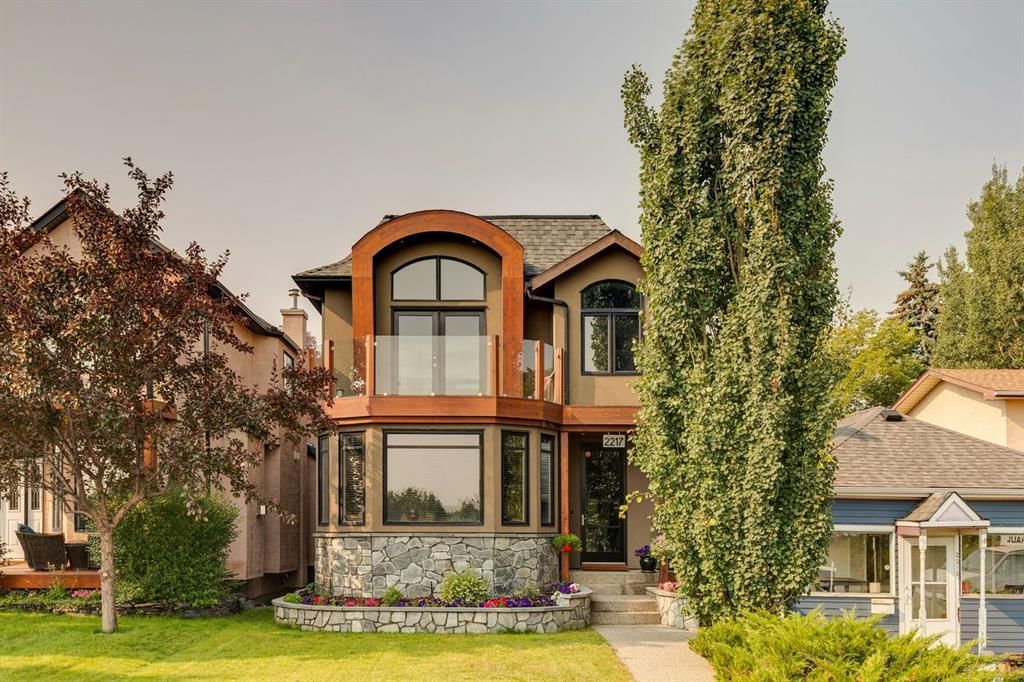 2217 8 Avenue SE, Calgary — main listing photo