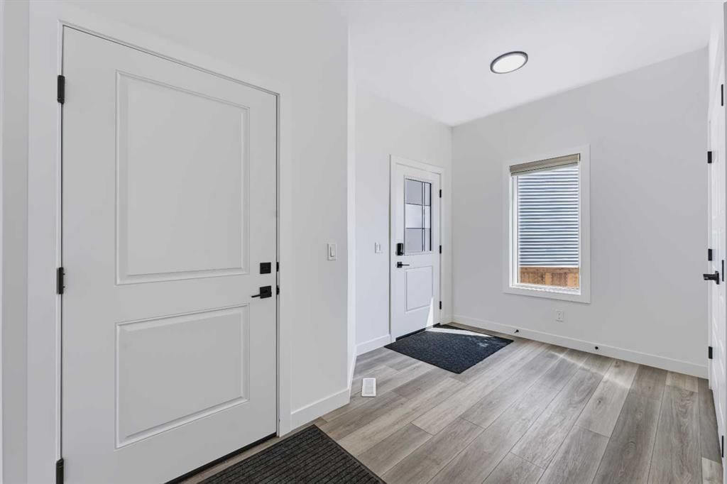 123 Dawson Dock Cove, Chestermere — photo 3 of 49